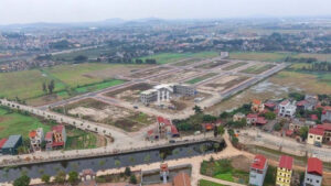 Đất đấu giá là gì? Nên mua quyền sử dụng đấu giá đất không?