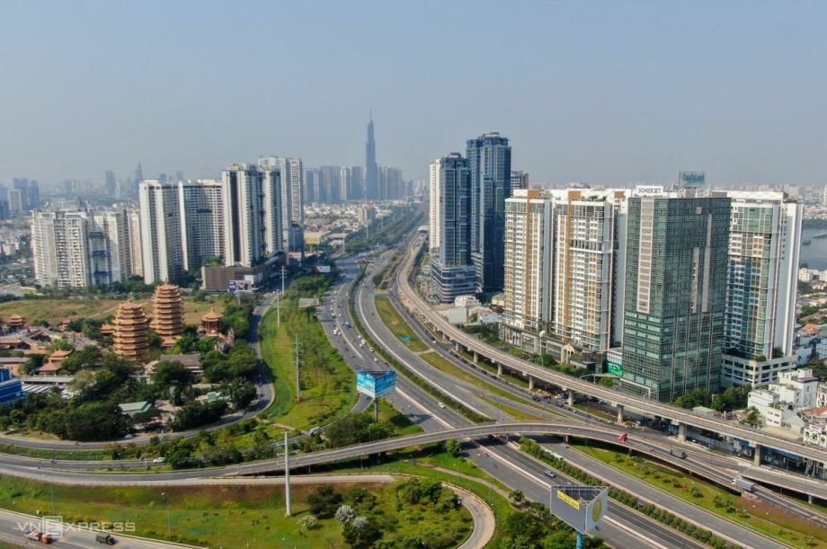 Doanh thu bất động sản năm 2025 dự kiến sẽ tăng trưởng mạnh mẽ