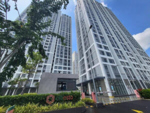 Gia đình trẻ tìm kiếm nhà ở
