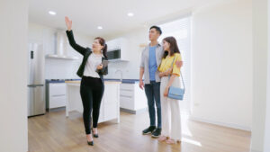 Phí môi giới nhà đất là thù lao cho nhiều công sức bỏ ra