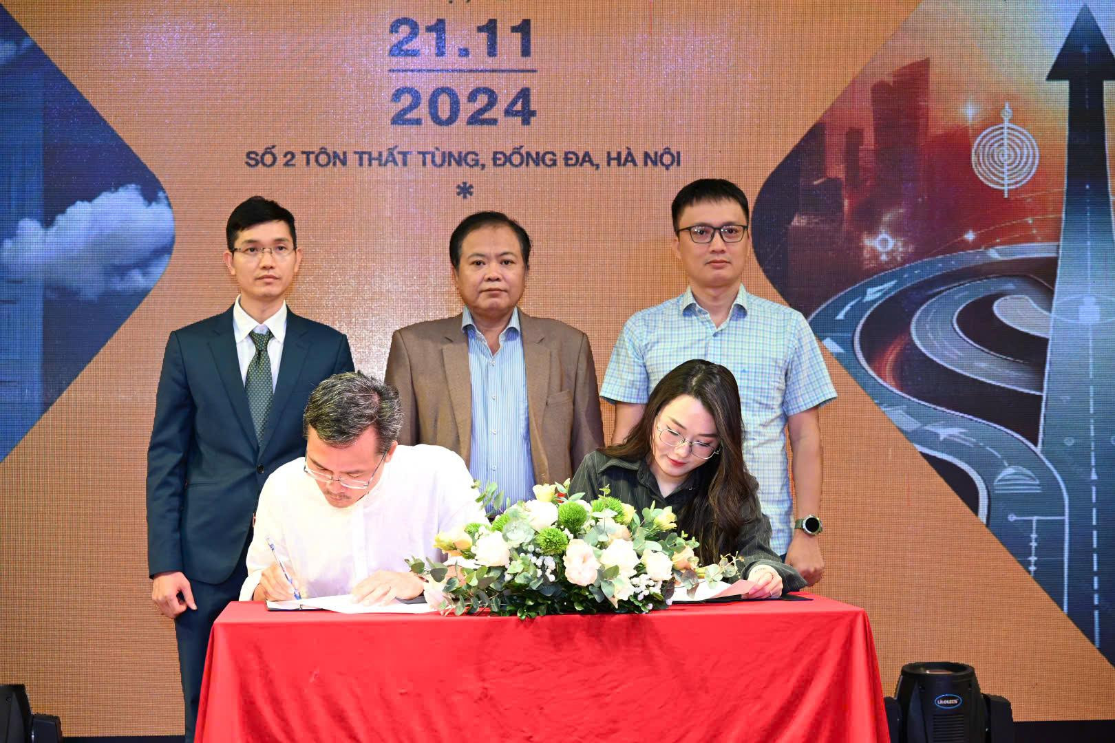 Ký Kết Hợp Tác