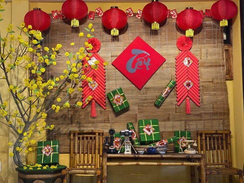 Background với dưa hấu và bánh chưng
