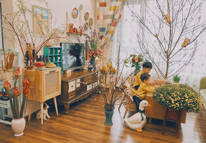 Hoa tươi trang trí nhà Tết 2025