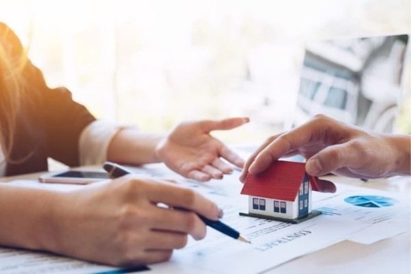 Tư vấn pháp lý trong bất động sản